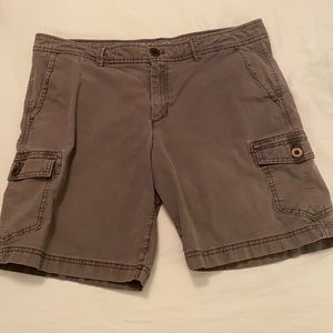 Eddie Bauer Rip Stop Cargo Shorts; Size 12